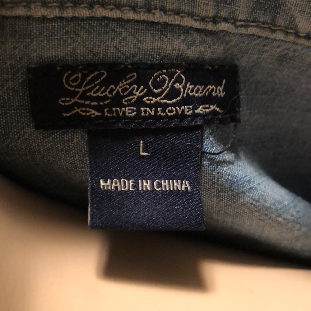 Lucky Brand Chambray Button Down - Picture 5 of 11